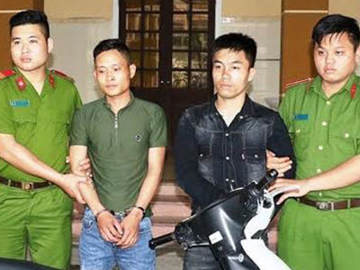 Bạn tù rủ nhau đi cướp tài sản hàng loạt lái xe ôm