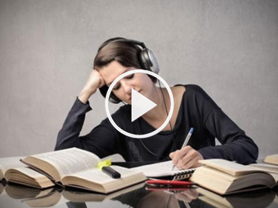 Clip: Nghe nhạc có giúp bạn tập trung hơn không?