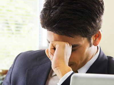 Đập heo đất của vợ, tôi chết điếng khi nhìn số tiền vàng trong đó