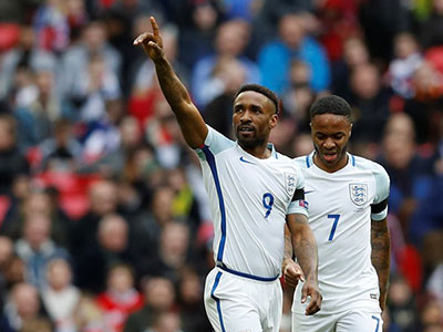 Defoe và bài học cho những người trẻ mất hy vọng