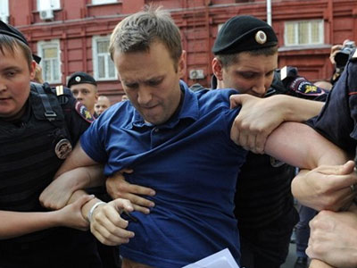 Lãnh đạo đối lập Nga bị bắt vì biểu tình đòi Thủ tướng Medvedev từ chức
