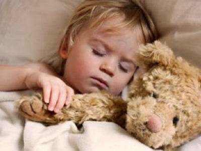 Ngưng thở khi ngủ ở trẻ em có thể làm chậm sự phát triển trí não