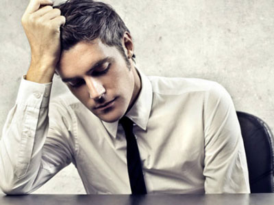 Muốn bảo vệ tình yêu khi bạn gái bị bố mẹ bắt sống gần nhà