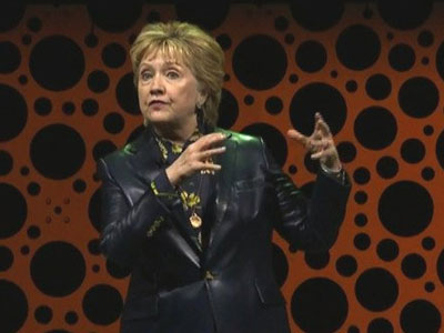 Bà Hillary tái xuất, lại nói về kết quả bầu cử