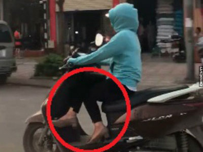 Vừa lái xe vừa bắt chéo chân, "ninja xe tay ga" khiến người đi đường hãi hùng dạt xa tám thước