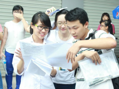 Hôm nay, thí sinh cả nước nộp hồ sơ đăng ký dự thi THPT quốc gia