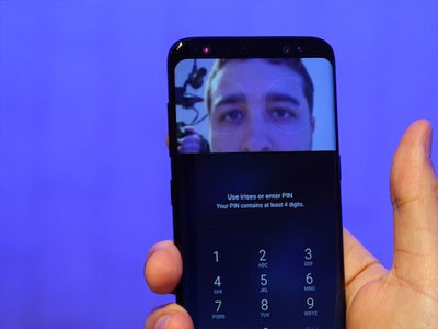 10 công nghệ iPhone phải "chào thua" Samsung Galaxy S8