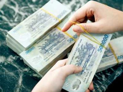 Bà lão tố bị bạn trai ngoại quốc quen qua mạng lừa tiền tỷ