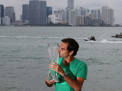 Hạ Nadal ở chung kết Miami Master, Federer tiếp tục hồi sinh kỳ diệu