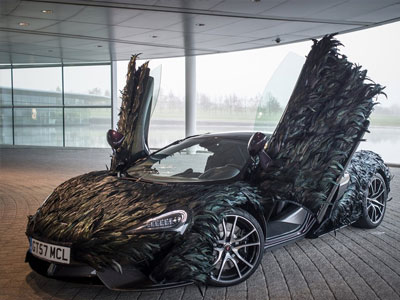 Siêu xe McLaren 570GT thân phủ lông vũ