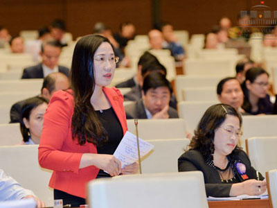 Phải bồi thường cho cả thân nhân người bị oan
