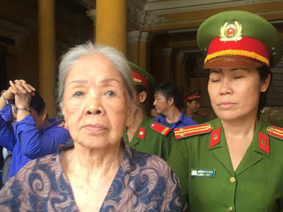 Bà lão buôn ma túy ở Sài Gòn được trả lại 92.000 USD