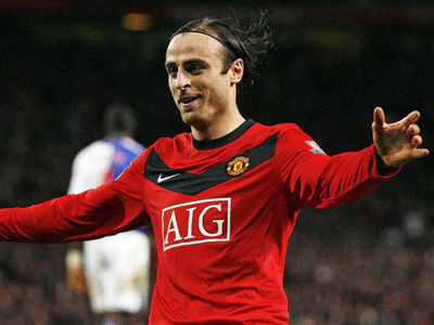 Berbatov đầu quân cho đội bóng của Công Vinh?