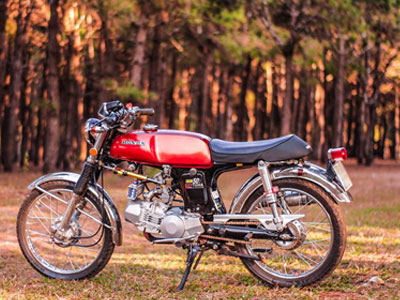Honda SS50 độ phá cách của biker Gia Lai