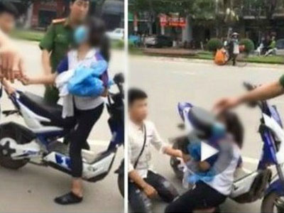 Chàng trai bị chê hèn khi quỳ gối xin công an không bắt xe