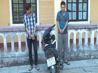 Sinh viên nghiện ma túy dùng xe máy đi cướp giật dây chuyền