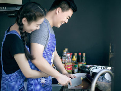 Hàn gắn hôn nhân thành công không nhất thiết phải là lời nói hay hay hành động phức tạp, mà là...