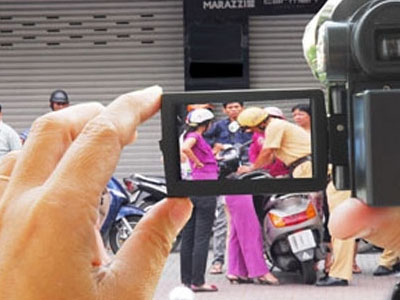 Nhà báo, người dân không được dùng thiết bị nguỵ trang ghi âm, ghi hình?