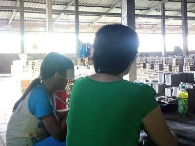 Vụ bố và ông nội xâm hại bé gái 11 tuổi: Bé gái bị ép uống thuốc kích dục nhiều lần?