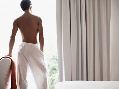 Khốn khổ với anh chồng siêu sạch