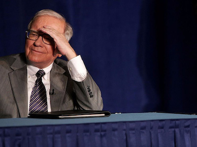 Warren Buffett mất 90 triệu USD vì clip ngược đãi hành khách của United Airlines