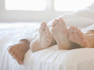 Lần yêu nào tôi cũng phát khóc vì "cậu bé" của chồng quá khủng