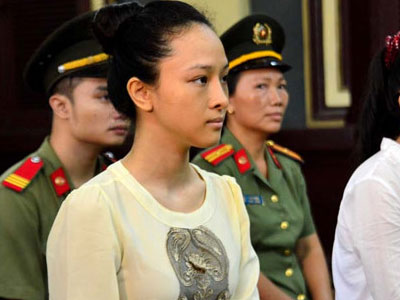 Vẫn truy tố Hoa hậu Phương Nga lừa đảo 16,5 tỉ đồng
