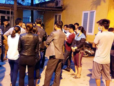 Bé trai 4 tuổi chết bất thường, người nhà vây bệnh viện