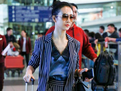 Giai nhân Hoa ngữ giảm nhiệt đầu hè bằng tóc búi