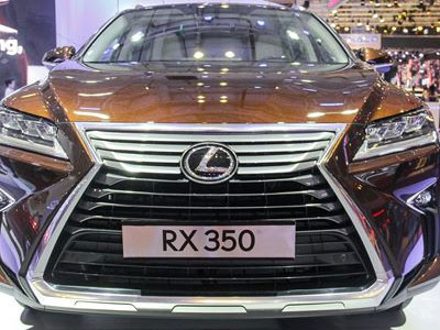 9X ở Sài Gòn lừa chạy biển số đẹp giá 5.000 USD