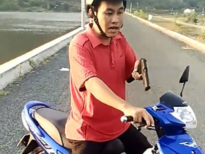 Sẽ kỷ luật Phó phòng nông nghiệp dọa dân bằng súng nhựa