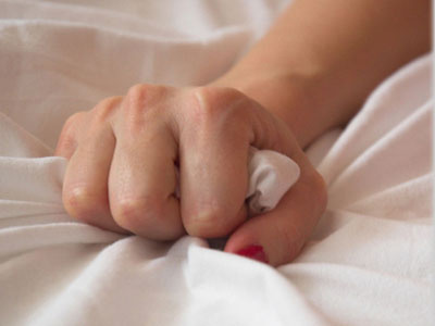 Cách tìm chuẩn điểm G giúp chị em "lên đỉnh" dễ hơn nhiều