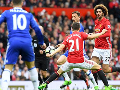 Lampard: "Bàn mở tỷ số của Man Utd lẽ ra không được công nhận"