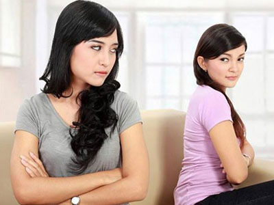 Đừng nhắc đến mẹ chồng nữa, em chồng mới là "nỗi ám ảnh" của mọi nàng dâu
