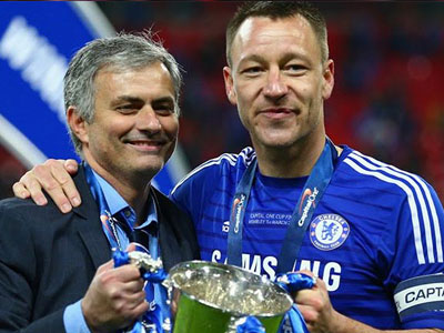 John Terry: Bạo lực, cướp bồ bạn và phản bội Mourinho