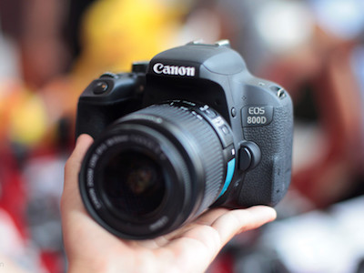 Ảnh thực tế Canon EOS 800D giá 18 triệu tại VN