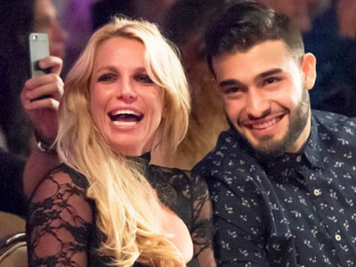 Bồ trẻ yêu Britney Spears vì muốn nổi tiếng