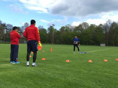 U-20 VN tập buổi đầu tiên tại Đức