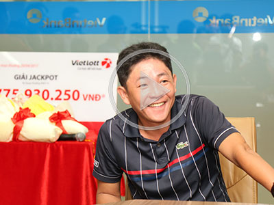 Video: Người trúng jackpot “khủng” của Vietlott nói lý do không đeo mặt nạ