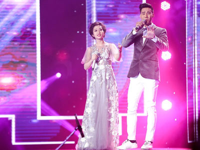 Đàm Vĩnh Hưng loại đi "Hot boy người mẫu", giữ lại "Ngọc nữ Bolero"