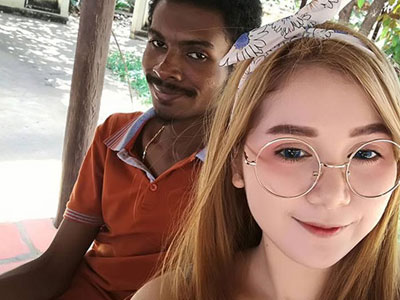 Hạnh phúc ngọt ngào của đôi tình nhân đũa lệch khiến cư dân mạng “phát hờn”