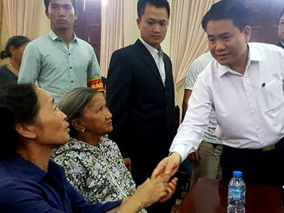 Chủ tịch Hà Nội hứa giải quyết bức xúc, dân Đồng Tâm phấn khởi thỏa lòng