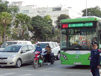 Phát hiện gian lận trong hồ sơ đấu thầu xe buýt tại Hà Nội