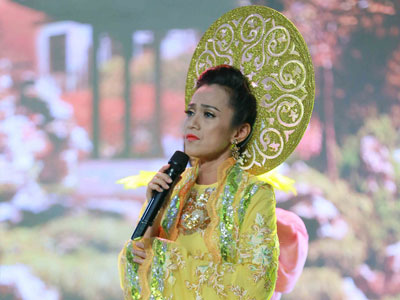 Sau khi công khai xin lỗi cha, con gái Chế Linh bị loại khỏi Trời sinh một cặp