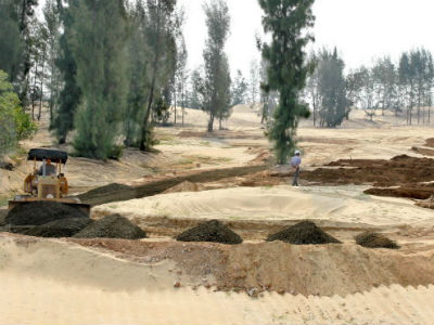 Đốn 100ha rừng phòng hộ làm sân golf đón thi hoa hậu