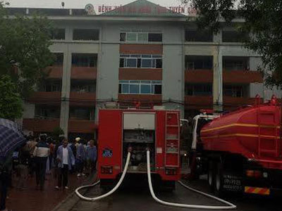 Cháy tầng 5 bệnh viện Đa khoa tỉnh Tuyên Quang