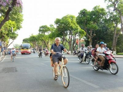 Dự báo thời tiết hôm nay (25.4): Bắc Bộ giảm mưa giông trưa chiều có nắng nhẹ