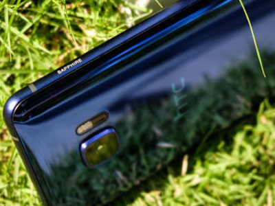HTC U Ultra thêm phiên bản sapphire giá 17 triệu tại VN