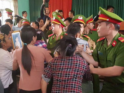 Tòa xin lỗi cựu tử tù Hàn Đức Long, người nhà nạn nhân phản đối