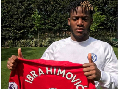 CĐV Chelsea đòi tống cổ Batshuayi vì ủng hộ Ibrahimovic
